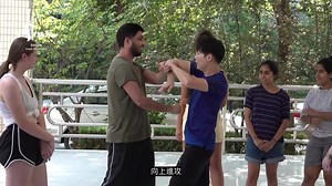 270K views · 10K reactions | basic attacking lesson / initial condition / 8-step praying mantis kung fu / Leon Chu 朱思勳 #skfsleonchu #朱思勳 #shiunkungfusystem #martialarts #kungfu #selfdefense #sport #mma #ufc #kickboxing #boxing #護身術 #武術 #八步螳螂 #training #fightingtips #streetfight #xingyiquan #baguazhang #taichi #fightingconcept | Shiun Kung Fu System | Facebook