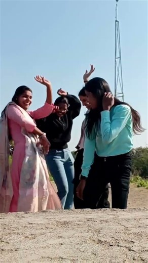 hamse milna to Hoshangabad aana newgondi song #gondipata #shortvideo #youtube #dance #tending