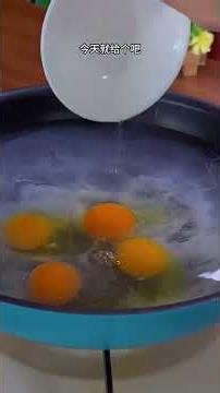 A new and easy breakfast idea! Simply poach eggs in boiling water, and they're ready in minutes—d...