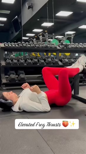 Elevated Frog Thrusts 🍑✨ One of my favorite exercises to activate and strengthen the glutes while also supporting the core and pelvic floor — perfect for the mommy fit journey 🤍 By elevating the heels, you increase glute engagement without adding extra stress to the lower back, making it a great option for postpartum training. How to do it: • Heels elevated, soles of the feet together • Knees open, core engaged • Drive through the heels and squeeze the glutes at the top • Move slow and control