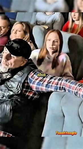 When the whole world turns its back… Dad always finds a way for me to see the light. #fatherlylov...