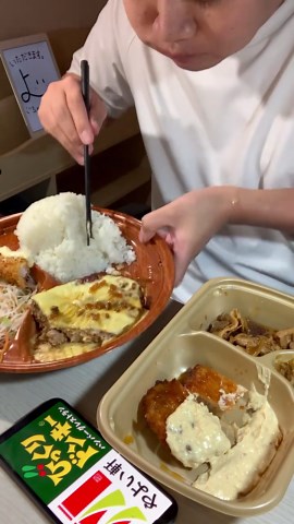 #大食い #飯テロ #mukbang #asmr #먹방 （やよい軒）チキン南蛮、生姜焼き弁当 （びっくりドンキー）フォデュ風チーズバーグディッシュ