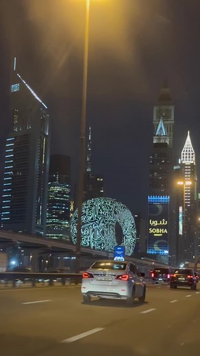 Dubai ….habibi ….night life #foryoupageofficiall #pravasi #pravasimalayali #pravasikalnjangal #uae🇦🇪 #pravasinews #CommitToNothing #dxb #nursesoftiktok #nurses #njanumentechunkum