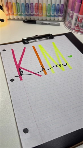 Replying to @fans de Kim Loaiza Kim-Writing names #handwriting #writing #request #namerequest