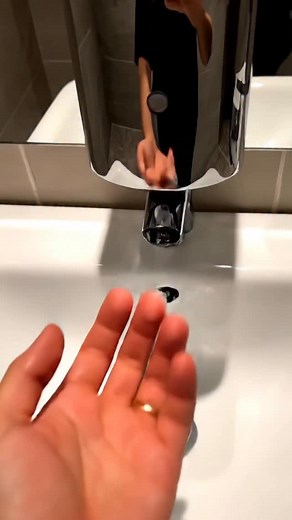 Bubble Kitten 🐾🫧 #cat #kitten #cutecat #catlover #bubbles | Cat Vlog