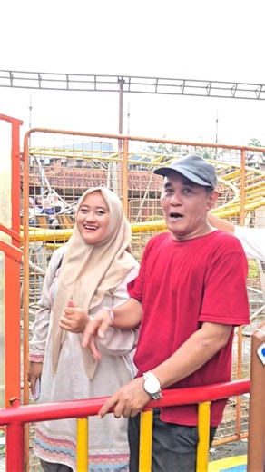 kake mau naik lorcoster sama cucu