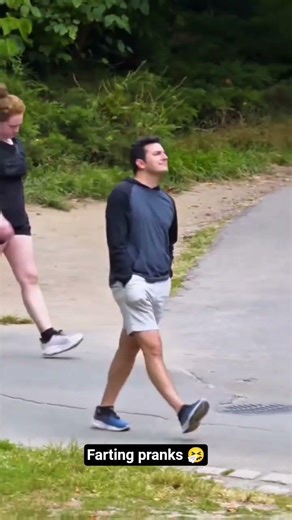 #fart #farting #fartpranks #publicreaction #explore #fyp #foryou