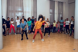 312K views · 26K reactions | Retour sur Mon Workshop à l’île Rodrigues殺.. It was great Spécial thanks Grace dance school❤️ Merci Rodrigues ❤️ —— : Diamond Platnumz Dc: Jannia Blast'in Tendencia Airtel Madagascar #malagasy_to_the_world #Blastin #AfroDance | Jannia Blast'in | Facebook