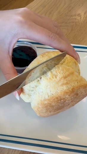 1.1K views · 6 comments | Cutting carbs? Couldn’t be us. Cutting biscuits? Absolutely 杻冀 | Biscuit Belly | Facebook