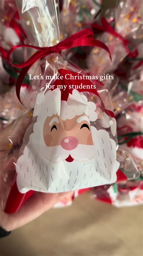 Δώρα Χριστουγέννων για τα Νηπιαγωγεία