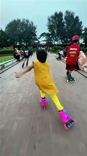 Skating stunt,don’t try it without any training #skating #skills #skater #skateboarding #rollerblad