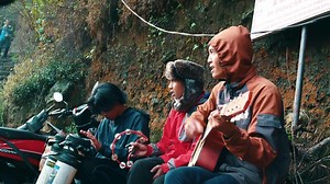 group of people singing with an indistinct background, suitable for abstract concepts or backgrounds
