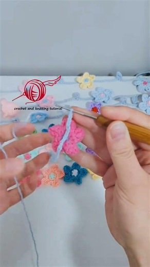 Crocheting flowers for curtain #crochetcrosai #crochet #crocheter #diy