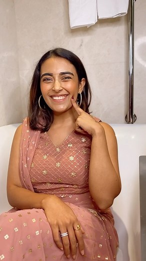 Jinal Joshi on Instagram: "Desi girl vibes !! . Outfit by @indya Video by @gaurav_gps . #ootd #feelitreelit #jinaljj #actor #desigirl #glam #modelmayhem #beauty"