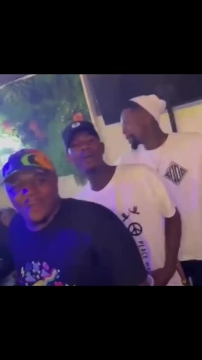 Tokollo Mahlwele (@finesse_09)’s videos with Trust Fund (feat. Focalistic, Mpura, Madumane & Mellow & Sleazy) (Live) - DJ Maphorisa & Kabza De Small