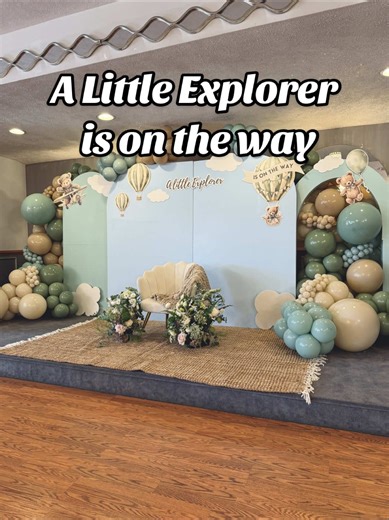 STOP scrolling 🤍✈️ A little explorer is on the way, and this baby shower setup is spring perfection. Every detail, every tone — save this for inspo #littleexplorer #adventureawaits #babyshower #babyshowerideas #babyshowerdecorations