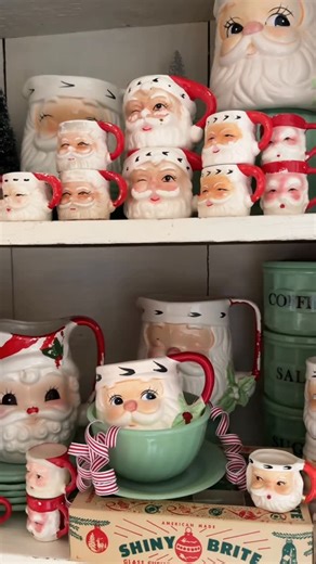 Val Butler | Barn Again Collections on Instagram: "Mini Santa Mugs are top tier in my Santa mug collection. So much so, that I sold off about 30 of my regular size vintage Santa mugs this year - what!? who am I?! I know - that’s the best part of having a collection of any kind. Honing and refining it as new pieces are added in. The mini’s find me and I’m here for it! P.S. I will use the Tom & Jerry set these next two weeks - that’s our tradition here. Do you have a collection you refine? #santam