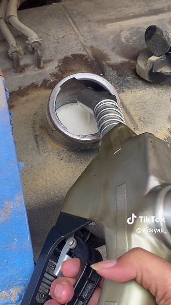 Understanding Vehicle Fuel System Components