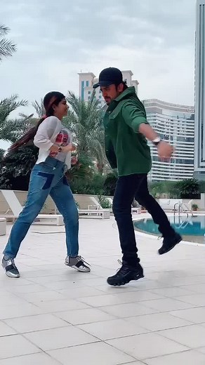 فيديوهات أنشأها Nisarg Brahmbhatt (@nishfireofficial1) باستخدام original sound - Sibu Bhaiya🤘