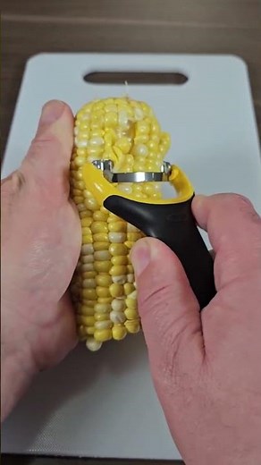 The Easiest Way to Strip Corn Off the Cob!