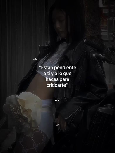 Reflexiones poéticas sobre la vida y la crítica