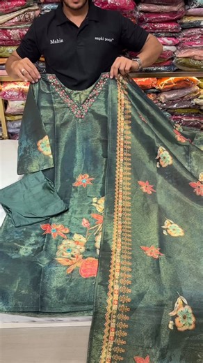 Aapki pooja | आपकी पूजा on Instagram: "Get this beautiful kurta set now🫶🏻 Dm us for online orders or 📍 Visit us at: 1️⃣ 1st Floor, Panchratna Building, Pipli Bazar, Behind Ratanlal Mava, Rajwada, Indore 2️⃣ EB-104, Scheme No. 94, Near NICT, Bombay Chemist Wala Service Road, Towards Dewas Naka Ring Road, Opp. Bombay Hospital, Indore 📞 Contact us: 📍 Rajwada: 93994 25212 📍 Mahalaxmi Nagar: 91795 25212 🌐 Online Orders & Inquiries: 91792 55212"