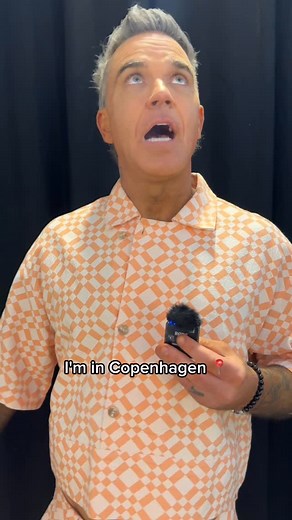 Universal love ❤️ 🎥 @evakruse | Aqua