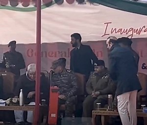 6.4K views · 131 reactions | SDM Pattan Syed Faheem presents memento to IGP Kashmir Shri VK Birdi. | RNN - News Update | Facebook