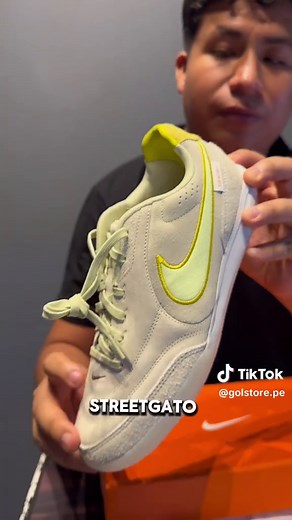 Nike Tiempo Streetgato: El Mejor Estilo para el Fútbol Urbano