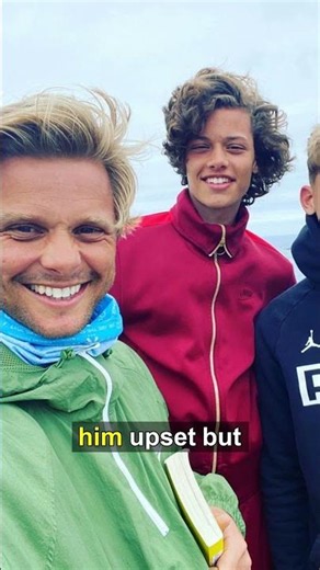 Jeff Brazier Breaks Down Crying on Stage