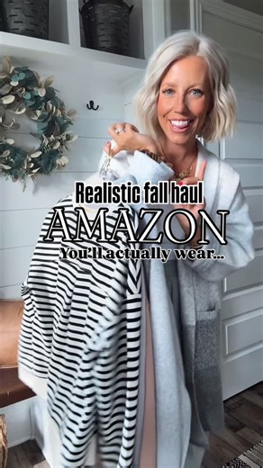 Follow C0mment SHOP for links! Realistic fall fashion haul!!! These are actual outfits I will be living in allll fall and winter long!!!! ⬇️⬇️⬇️ Wearing size medium in everything (need a small in the grey set though!) White tank is a small. Comment SHOP below to receive a DM with the link to this post on my LTK ⬇ https://liketk.it/5nozD #ltkfindsunder50 #ltkstyletip #ltksalealert #fyp #falloutfitinspo | Heidi Webb