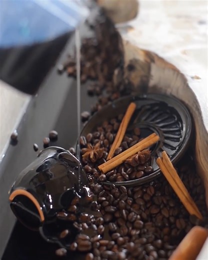 Kitchen Island Made Of Coffee Beans & Epoxy Resin | DIY & Crafts