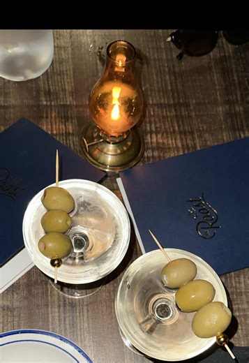 Girls night out 🍸✨ #speakeasybar #martinis #girlsnightout #newfriends | girls night