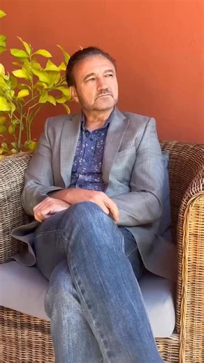 Dr. Eccles explains why BHRT isn’t just for menopausal women. Bio-identical Hormone Replacement Therapy (BHRT) uses hormones that are structurally identical to those your body naturally produces - offering a more personalised, physiological approach to hormone balance. The benefits can include improved energy, focus, metabolism, bone strength, skin vitality, and overall wellbeing - for both women and men. 🧬 Our advanced BHRT programmes combine comprehensive testing, customised prescriptions, an