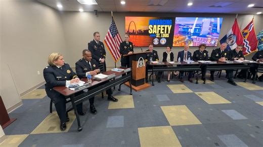 St Louis City Officials holding a news conference today to talk about crime in the city. The Mayor and police chief are here and so am I. I’ve done a lot on the city’s high number of murders causing it to be one of the most dangerous cities in the United States. City officials insist the crime picture is getting better with crime down. | Elliott Davis TV