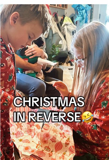 Better late than never! Christmas vlog, have like 10 of these 🤣 just too busy. Idk how ya’ll keep up! #christmas #vlogmas🎅🏻🎄 #themostwonderfultimeoftheyear #family #siblings most happiness made by @target : Christmas mugs, decorations, cookies, last minute deliveries, matching PJ’s for the win!!!!! Christmas magic ✨