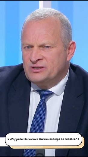 Invité de @france3nouvelleaquitaine dimanche, Charles Dayot invite Geneviève Darrieussecq à "se ressaisir". Le maire regrette les attaques de celle qui était sur sa liste en 2020 et qui tente de revenir à @montdemarsan_ville après avoir été écartée du gouvernement. #aveccharlesdayot #montdemarsan | Avec Charles Dayot