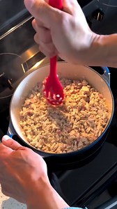 97K views · 712 reactions | Steve Doss QVC is at it again with another high-protein recipe, his Greek Totstada!勒 Check out the recipe below #QVCThrivein25 Recipe: ✨2 cloves garlic ✨1 shallot or 1/2 large ✨1/4 cup diced red onion ✨1 lb ground turkey ✨1/2 tsp salt ✨1/2 tsp pepper ✨1/2 tsp dried oregano ✨1/2 tsp cumin ✨gigh protein tortilla ✨1 tbsp hummus ✨1 tbsp tzatziki ✨diced cucumber ✨kalamata olives ✨fresh dill | QVC | Facebook