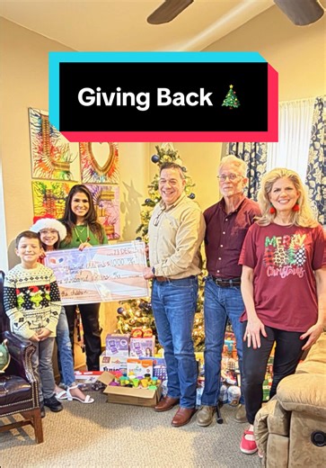 #cruzcrew #evycruz #hondotexas #givingback #liveunwrapped