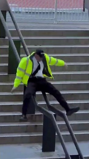Funny Security Guard Fail