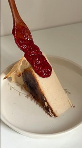 🍰 Raspberry Basque Cheesecake (Vegan) 🍇🔥 | Burnt-Top, Creamy & Fruity