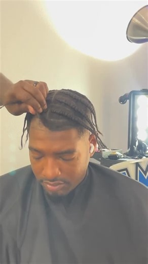 Nikki Frazier on Instagram: "That’s impressive#fy #muscleheadhoes"