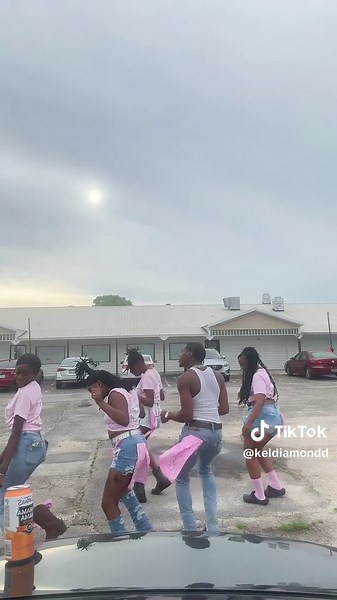 @DTS💜 lil pre-turn up 🥳 i fcked up😂😂😂😂 lose control line dance!! | line dance