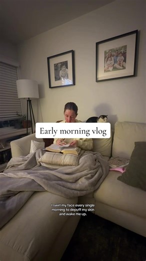 My early morning routine that motivates me to wake up because I’m so obsessed with my routine 😅 @Hatch for Sleep @Chobani #sahm #momlife #morningroutine #earlymorning #5ammorningroutine