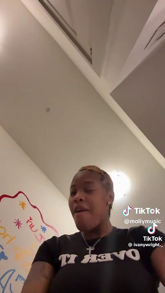 Best Dance Moments from Skillibeng's Shake It