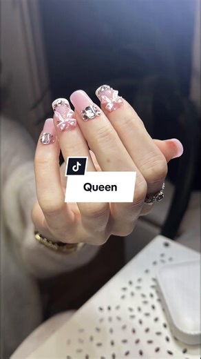 Embrace Your Boss Energy: A Guide to Queen Standards