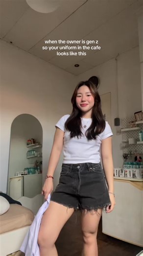 Gen Z Fashion: Unique Cafe Uniforms and Barista Outfits