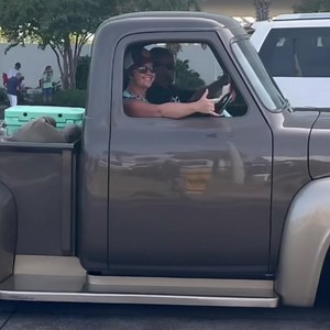 126K views · 2.6K reactions | Slammed Trucks Cruisin The Boulevard During Cruisin The Coast 2023 | SICK Slammed Trucks | Facebook