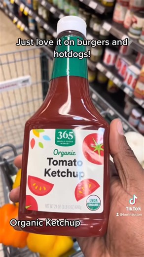 What I Eat In A Day As A Vegan Bodybuilder I don’t have a lot of hours to spend cooking in a kitchen to meal prep. I love eating healthy, but I love my comfort food as well. I need a balance between health, wellness, and time to build muscle and be ripped! I use tofu and seitan to build lean muscle. It’s my favorite protein source. Tofu has all nine essential aminos making it a complete protein. Tofu doesn’t lower according to the 2010 journal Fertility and Sterility study. I use tofu and seitan