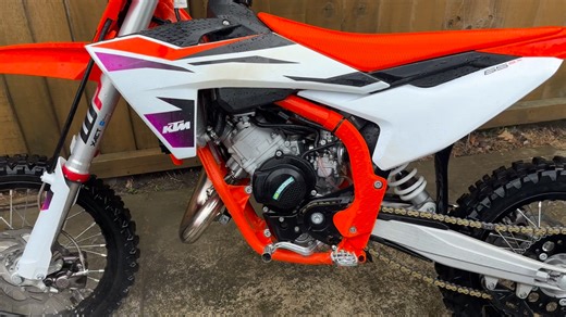 🧼 KEEP YOUR BIKE CLEAN & OILED/LUBED 🛠️ A little maintenance goes a long way! Here’s why keeping your bike clean and well-lubed is a must 👇 💨 Better Performance – A clean chain and drivetrain mean smoother, faster rides. ⚙️ Longer Lifespan – Dirt and grime wear out parts fast. 💸 Saves You Money – Regular cleaning and lube are cheaper than replacing parts. 🛡️ Rust Protection – Prevents corrosion, especially after wet or muddy rides. 🏍️ Safer Rides – Smooth gear shifts = no chain slips or s